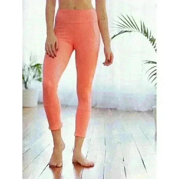 Free People Pink Rose Virgo High Rise Performance Legging, Size S $79; - Picture 4 of 11